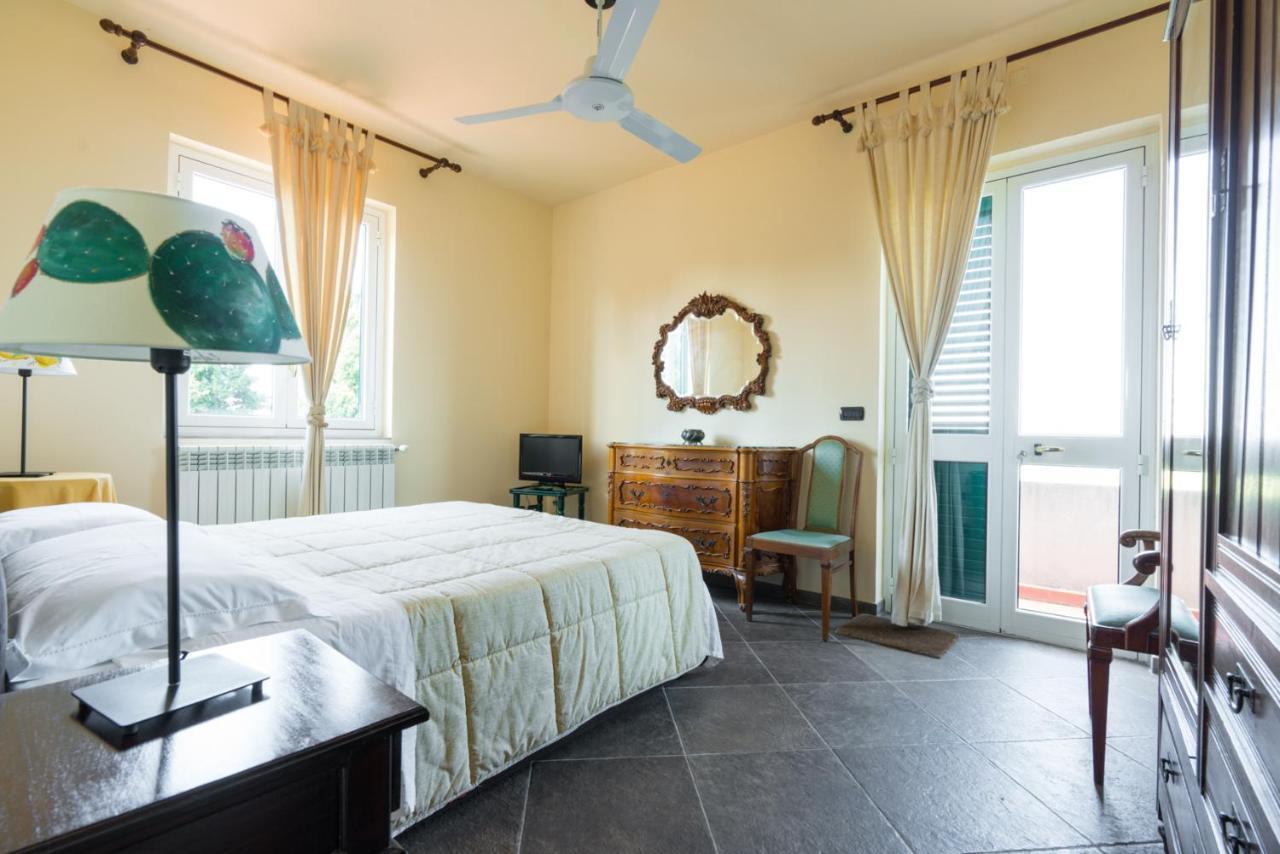 B&B Don Gaspano Pace Del Mela Екстер'єр фото